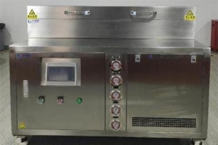 低温冷冻机用什么冷媒好？氨是常见选择！